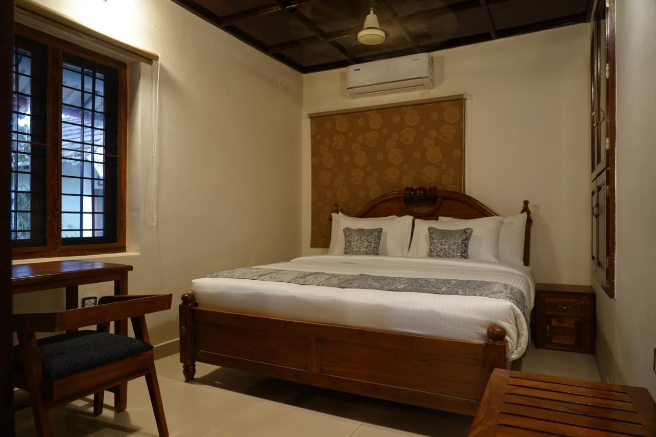Alfred Place Kochi Esterno foto