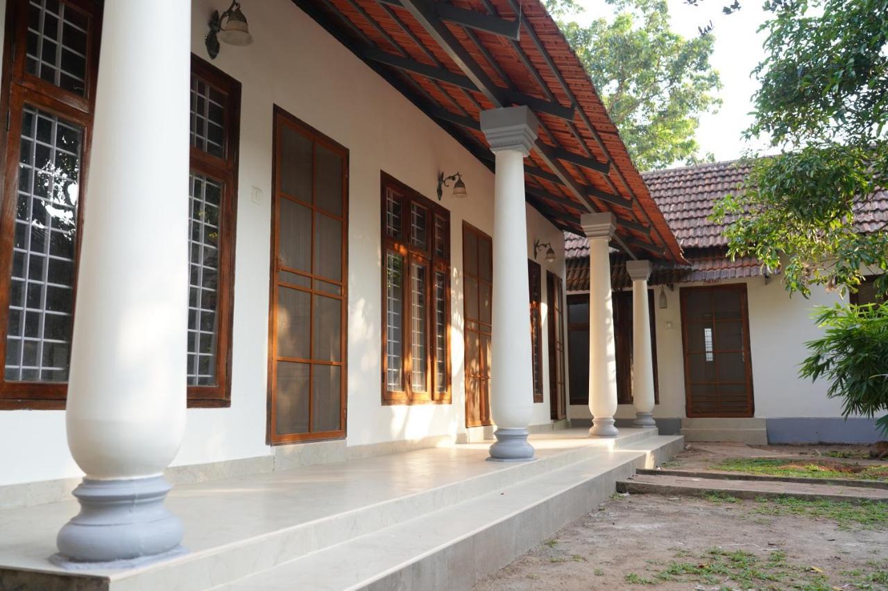 Alfred Place Kochi Esterno foto
