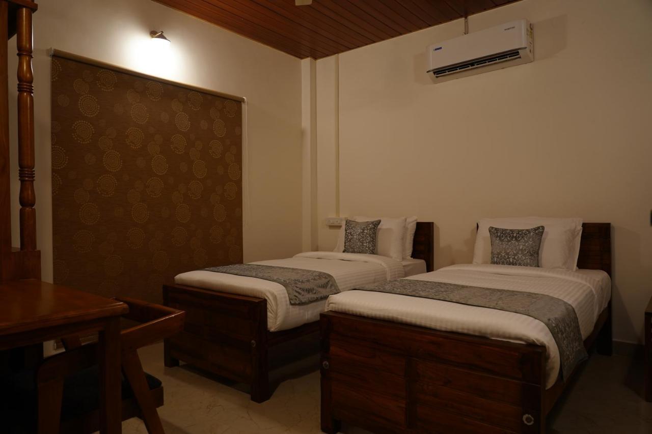Alfred Place Kochi Esterno foto