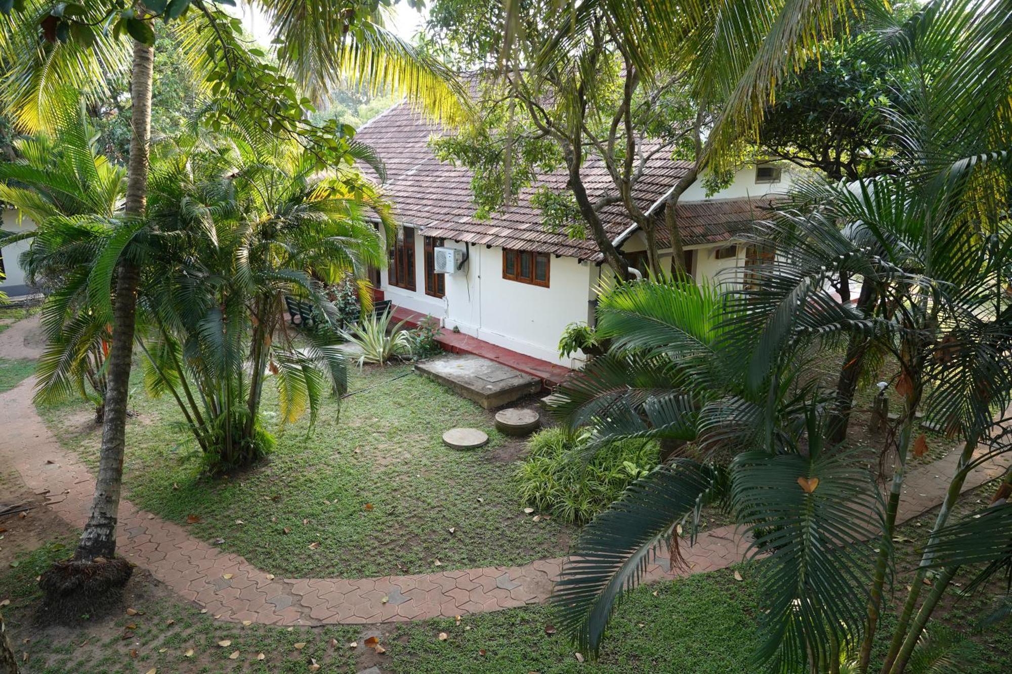 Alfred Place Kochi Esterno foto