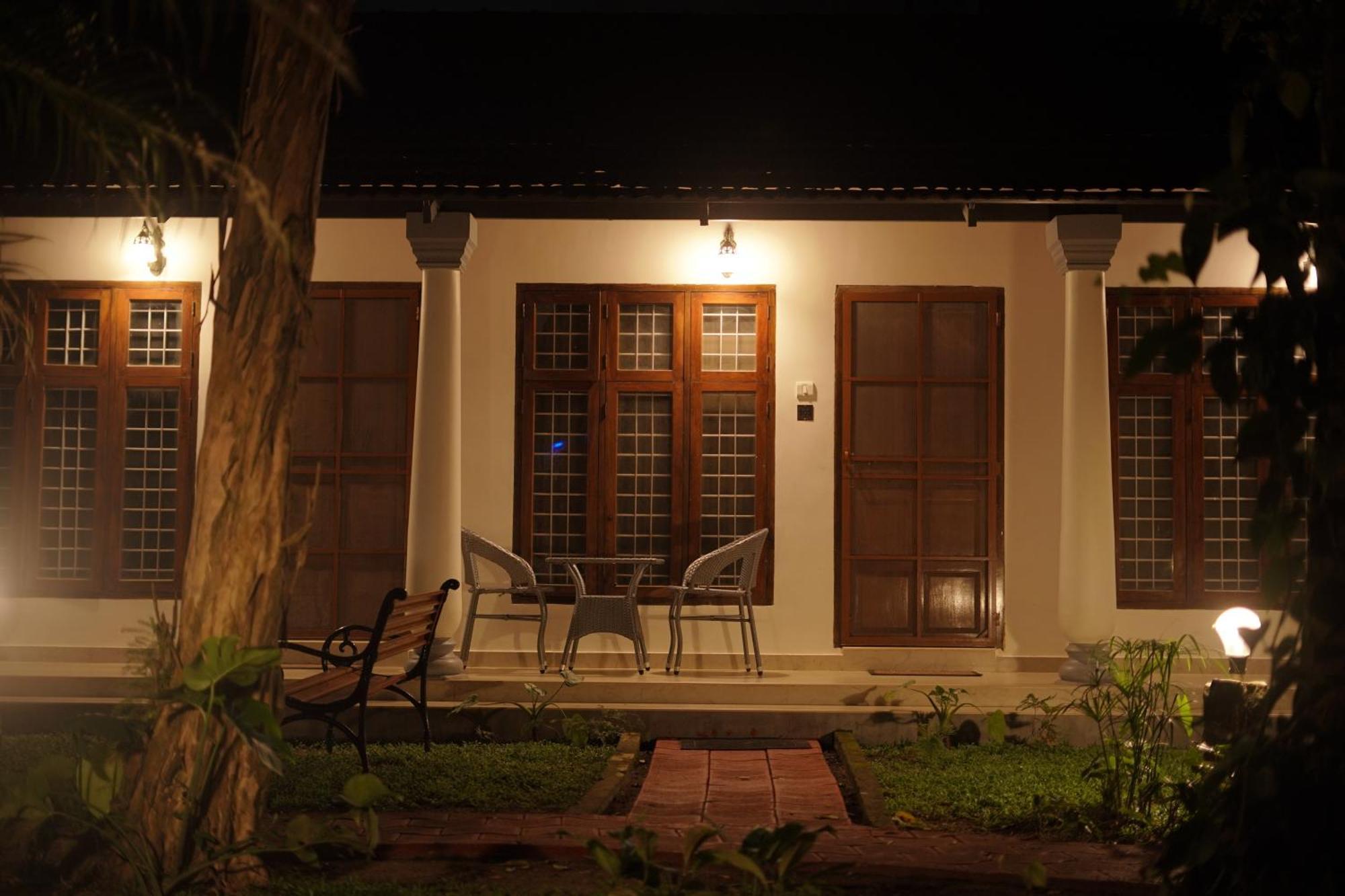 Alfred Place Kochi Esterno foto