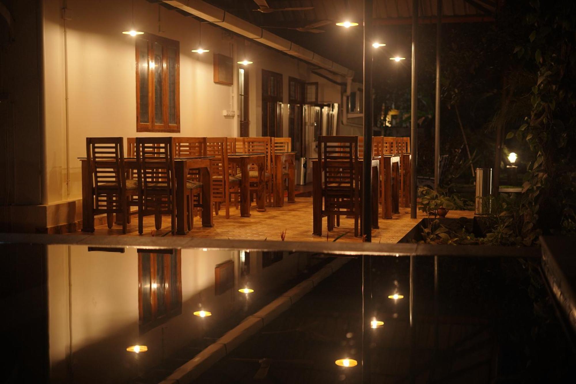 Alfred Place Kochi Esterno foto